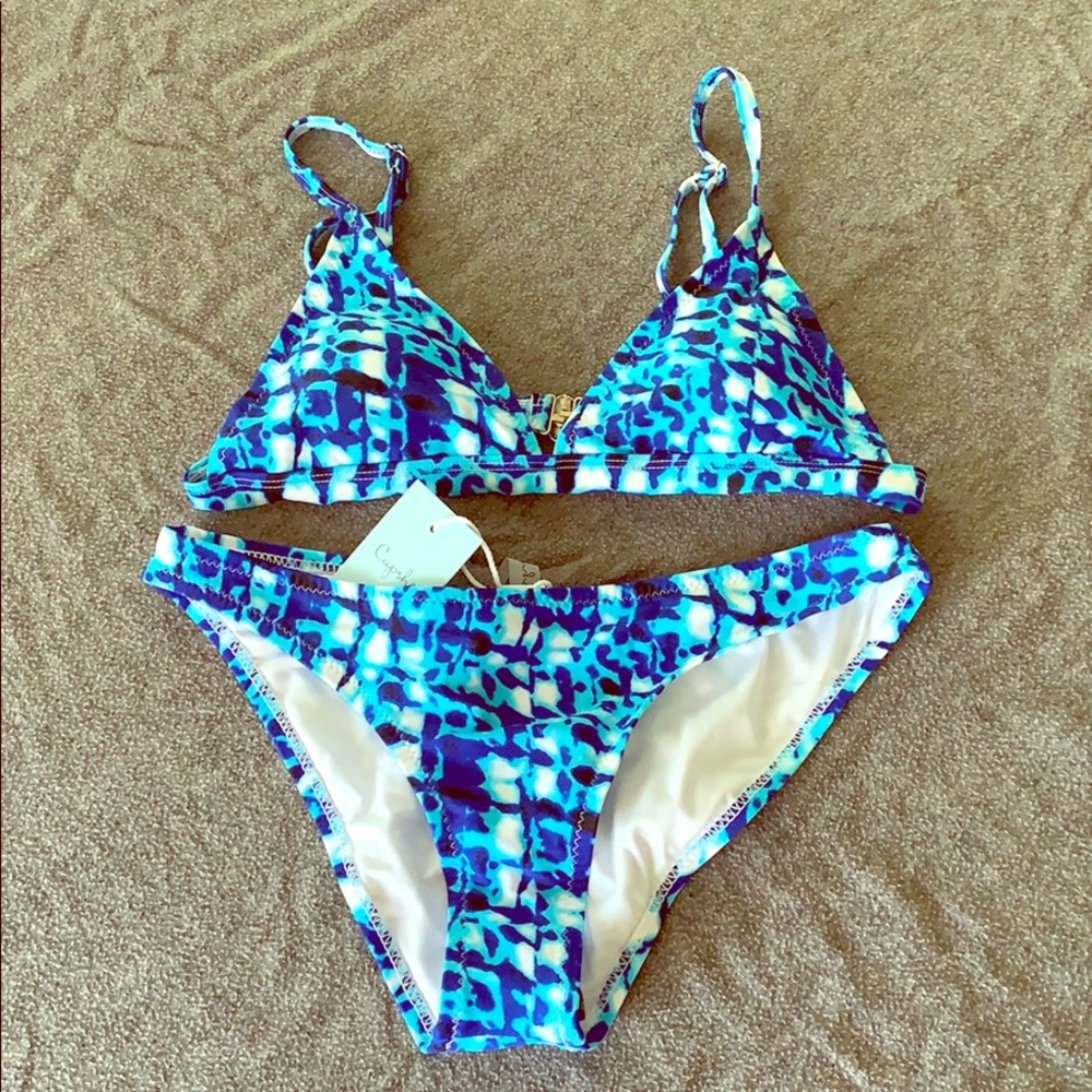 NWT CUPSHE blue/white/black bikini
